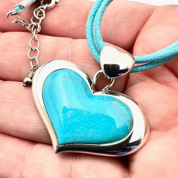 Womans Necklace Sterling Silver Turquoise Heart Pendant - Picture 1 of 3